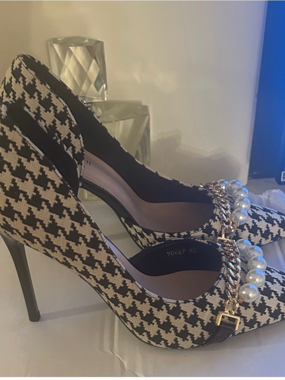 Yuzefi Houndstooth Heels with Pearl Detail - Picture 11 of 13